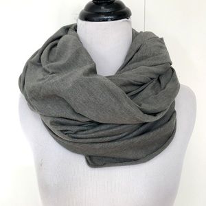 American Apparel Light Gray Circle Scarf